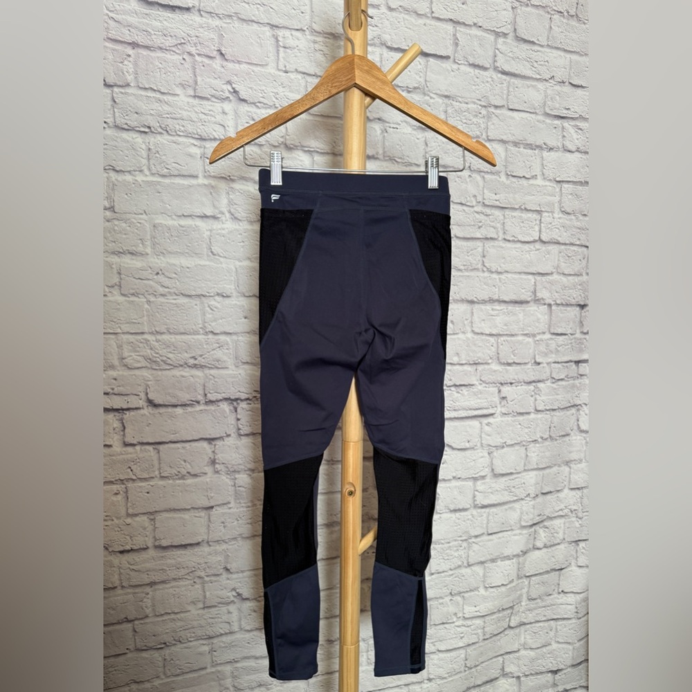 Motion 365 Highwaisted Fabletics Leggings - Picture 9 of 12